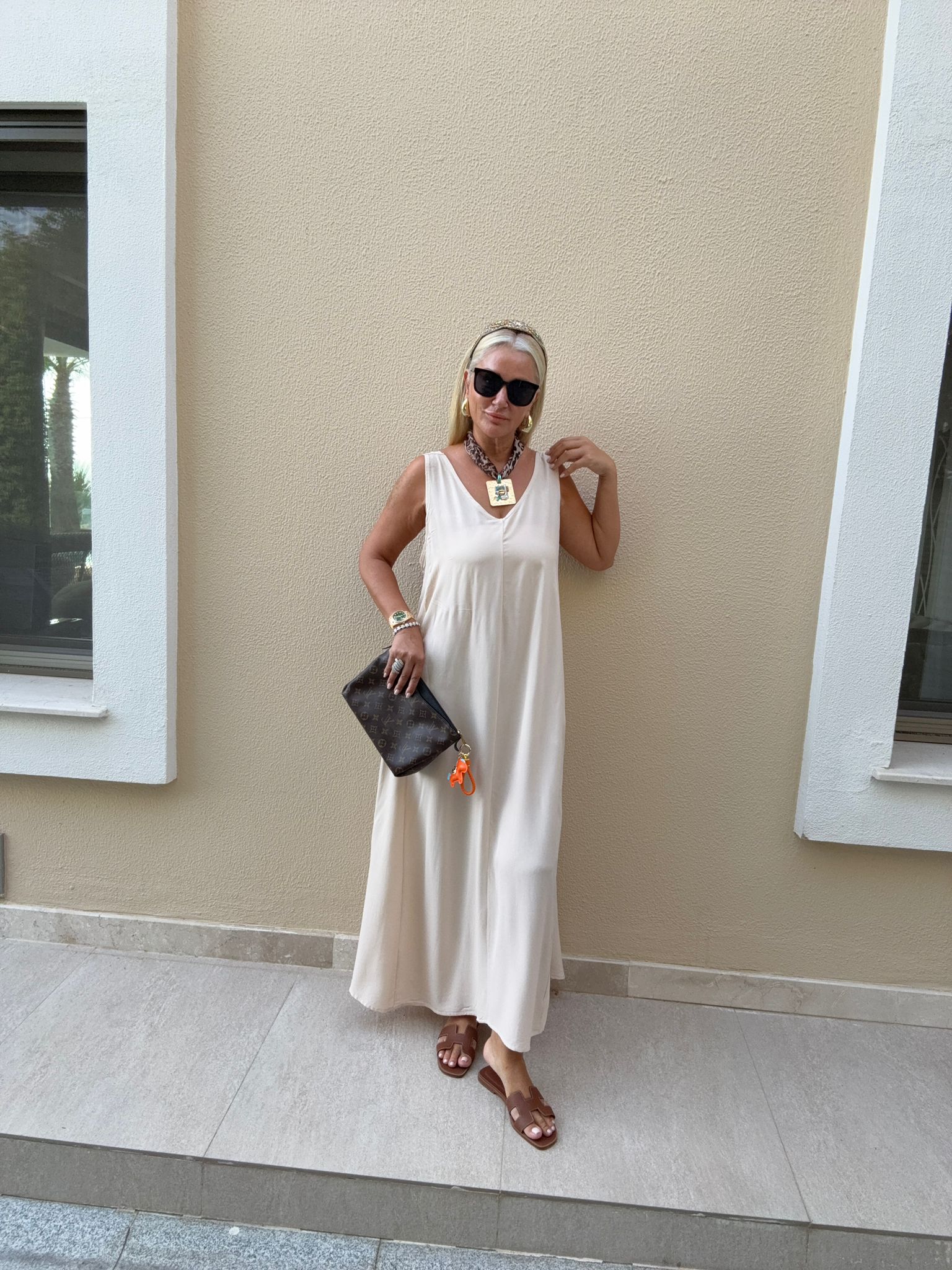 Posh Taş Rengi Elbise