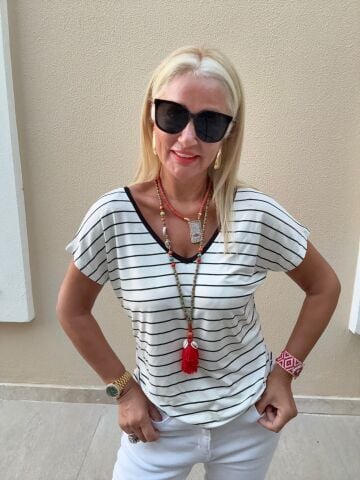 Malte Siyah-Beyaz Çizgili T-Shirt