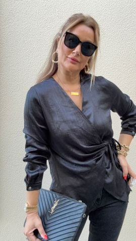 Misa Siyah Bluz