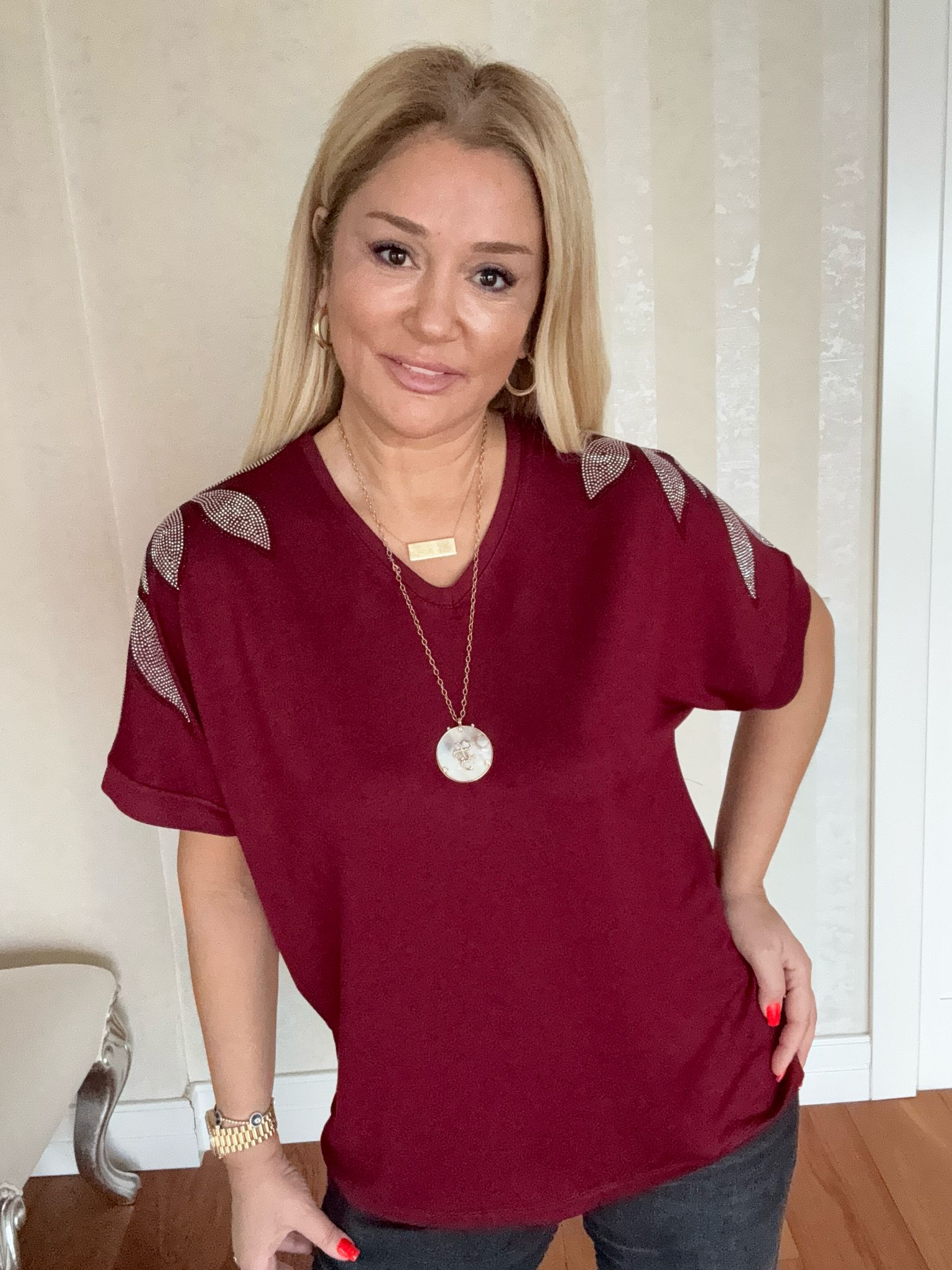 Kelfa Omuz Taşlı Bordo Bluz