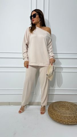 Tayler Bej Rengi Takım