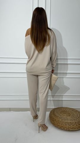 Tayler Bej Rengi Takım