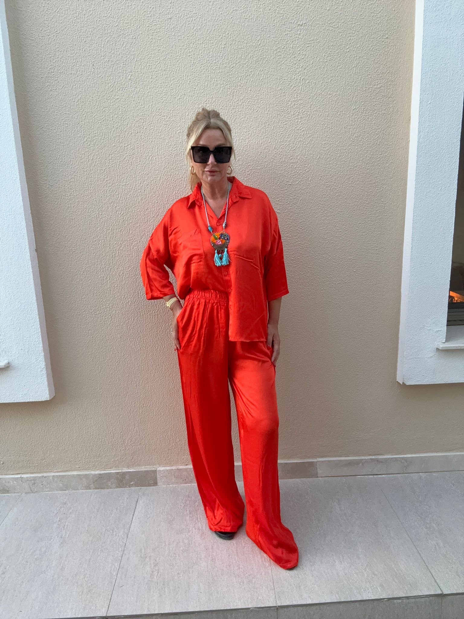 Tira Kırmızı Saten Takım