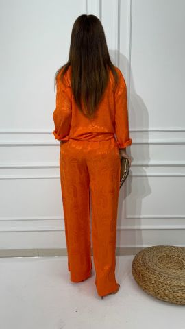 Erina Turuncu Takım