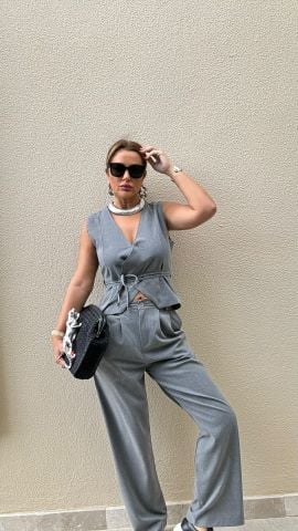 Nikola Gri Yelekli Takım