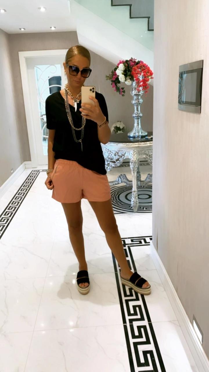 Alissa Pudra Şort