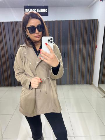 Orya Vizon Trench