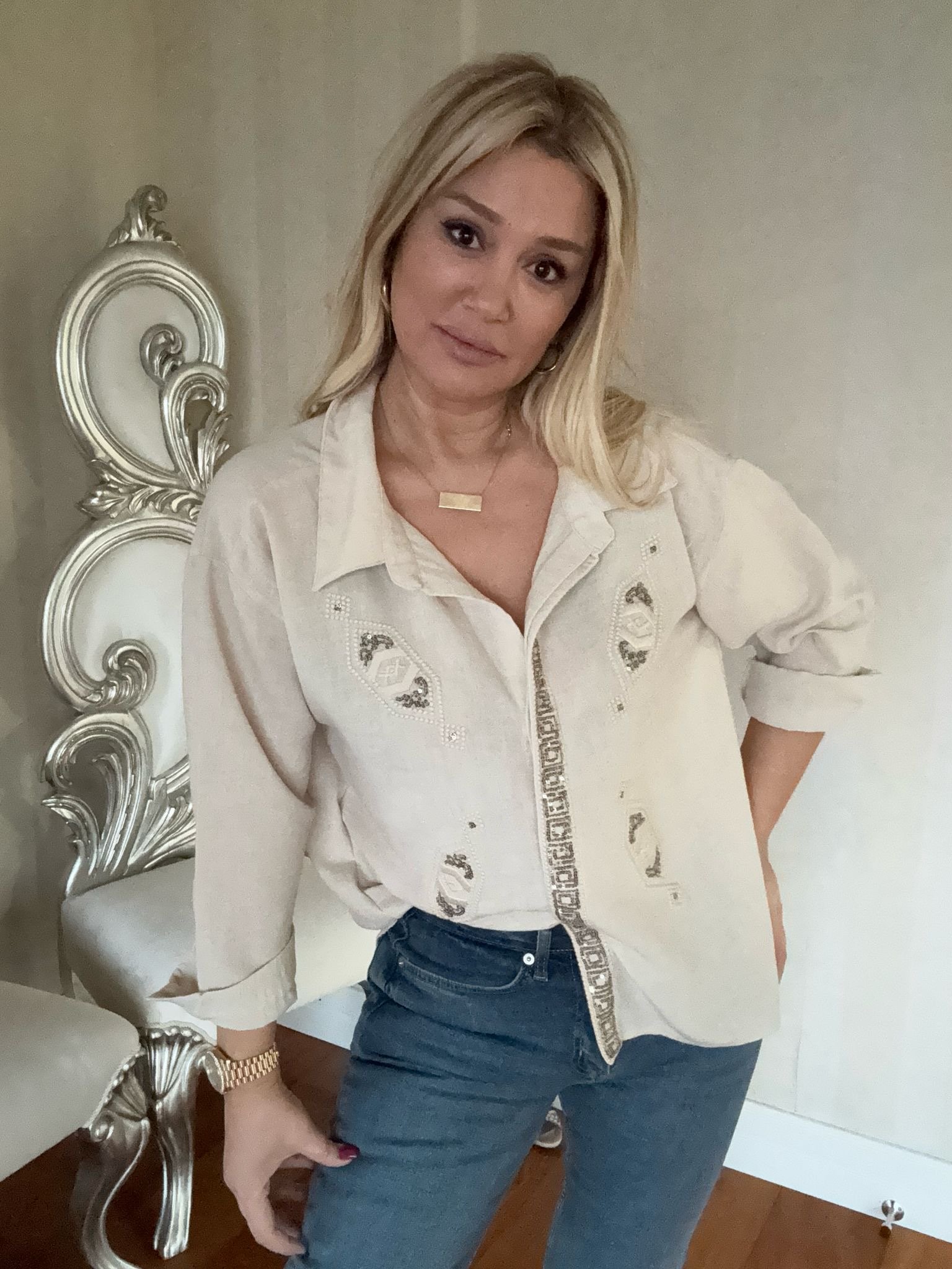 Berga Taş Rengi İşlemeli Gömlek