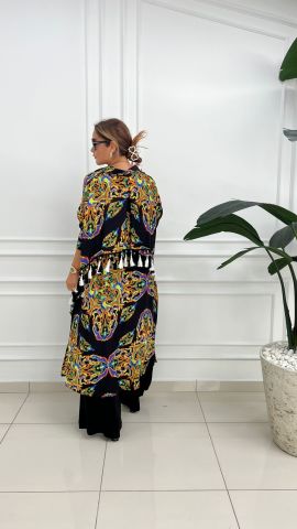 Escol Kadın Renkli Desen Arkası Püskül Takım
