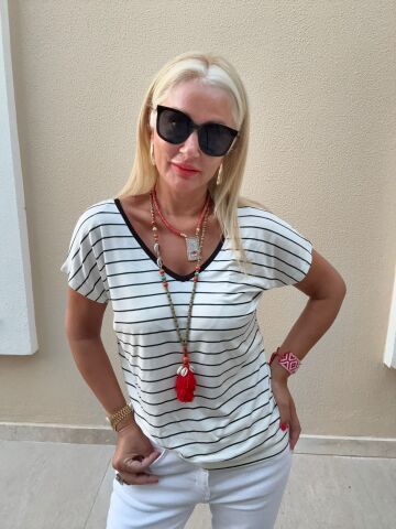 Malte Siyah-Beyaz Çizgili T-Shirt