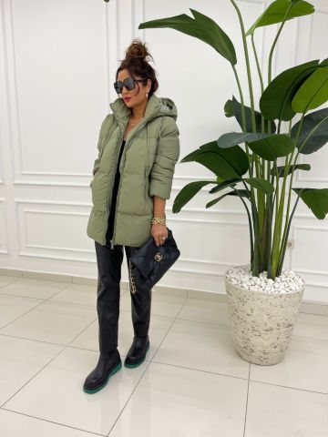Lucie Haki Mont