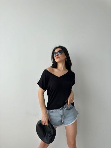 Malte Siyah T-shirt