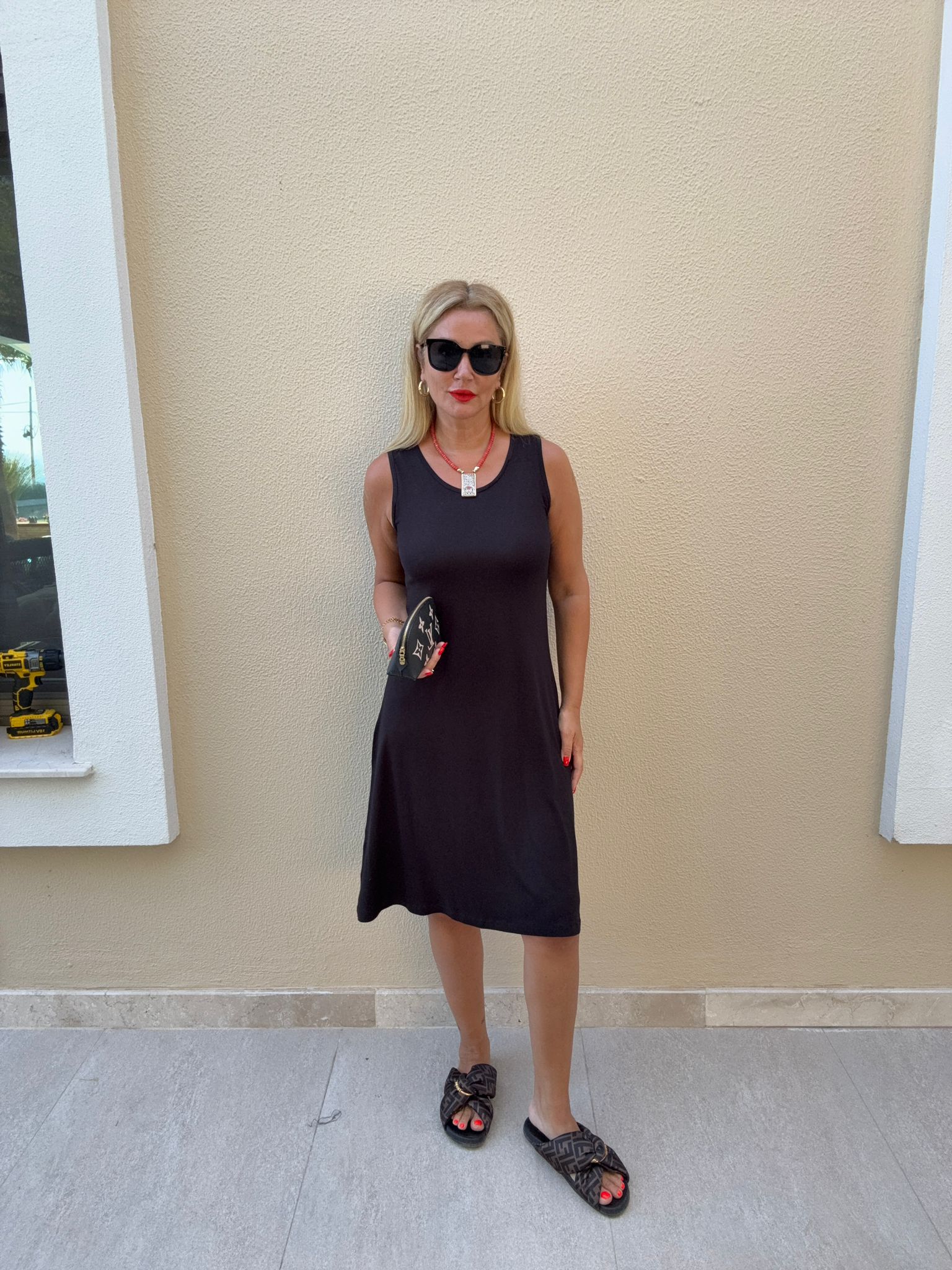Nelsa Siyah Elbise