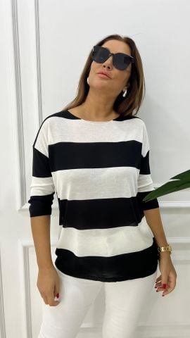 Dessa Siyah-Beyaz Kalın Çizgili Triko
