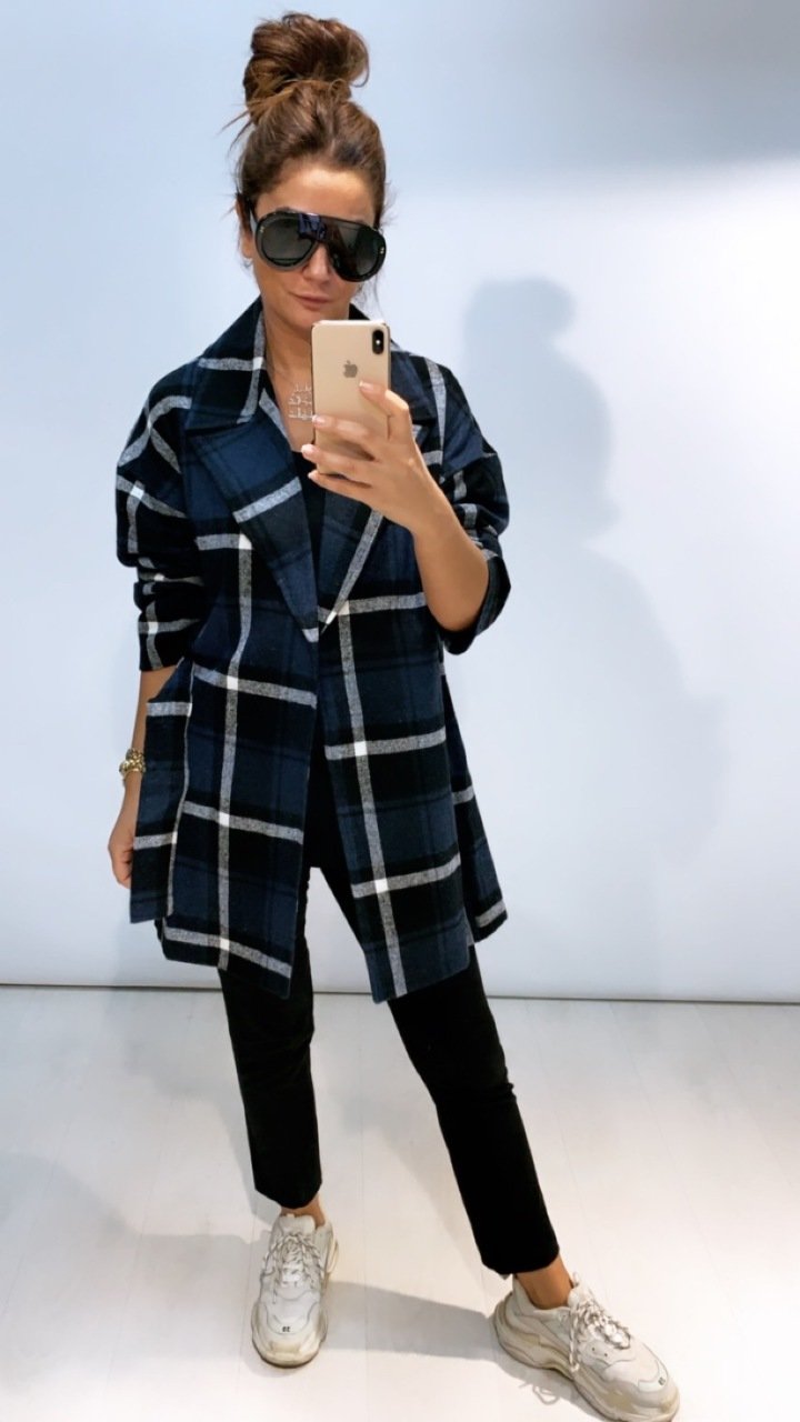 Roxanne Lacivert Ceket