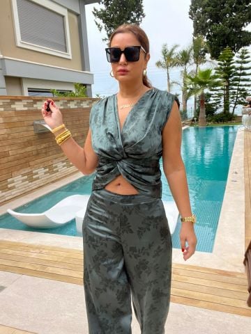 Pelsa Kadın Haki Saten Takım