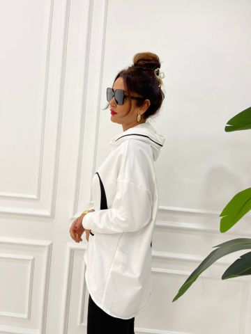 Love Beyaz Kapüşonlu Sweat