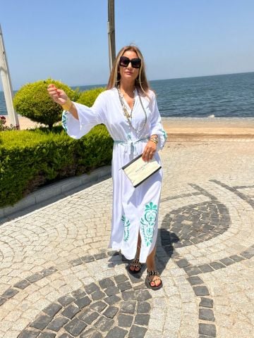 Lalisa Kadın Beyaz Otantik Desen Elbise