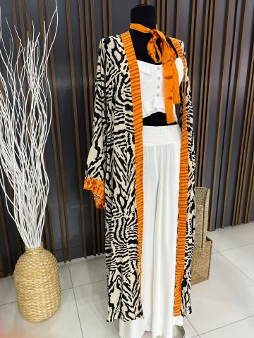 Feminine Balence Kimono