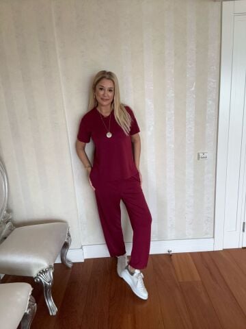 Rosy Düz V Yaka Bordo Takım