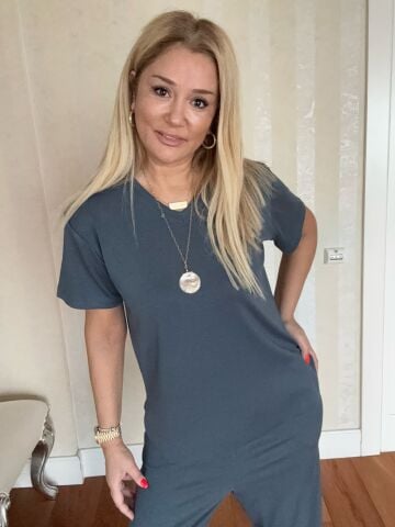 Rosy Düz V Yaka Antrasit Takım