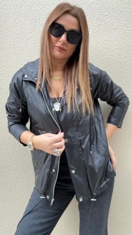 Adrina Siyah Yağmurluk