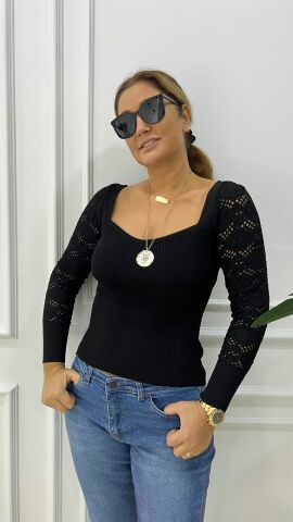 Marila Siyah Triko