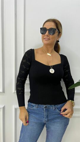 Marila Siyah Triko