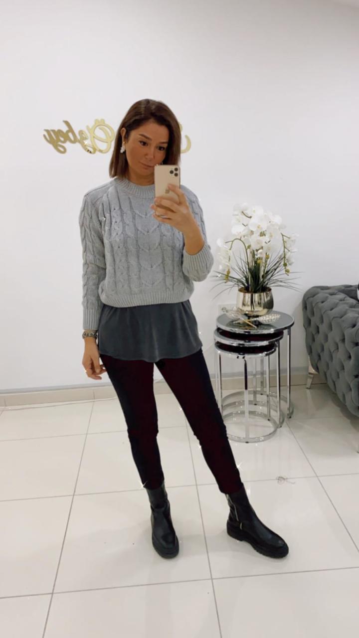 Juana Gri Kazak