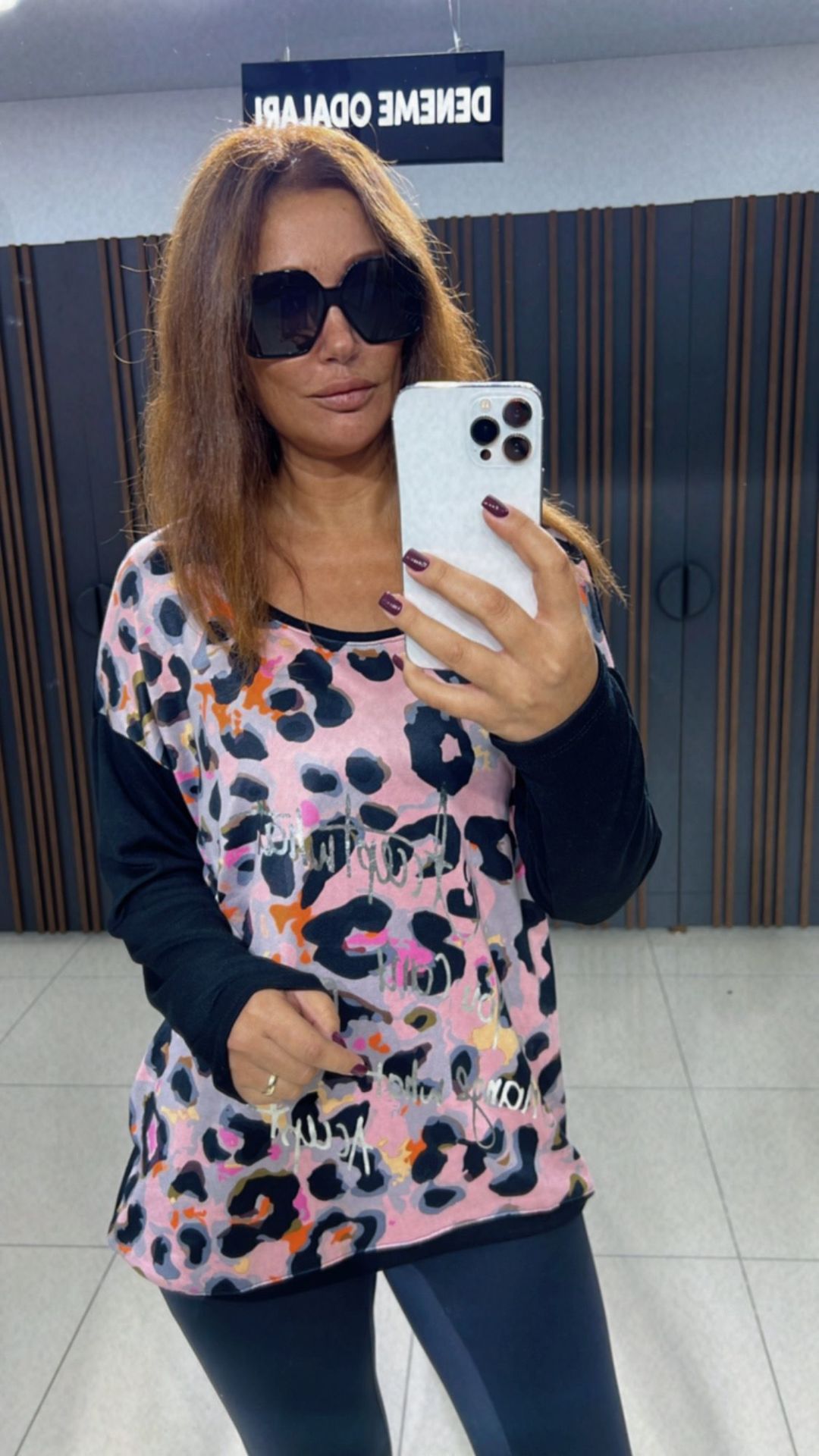 Arles Leopar Desen Somon Triko