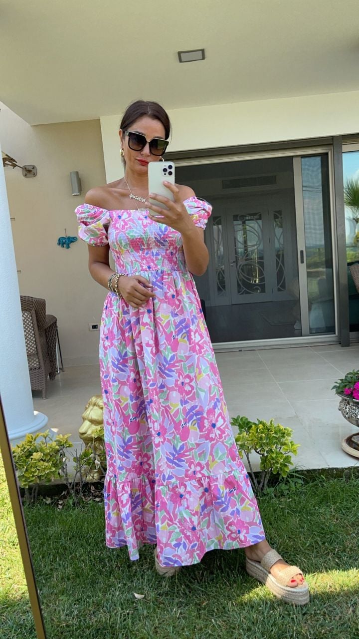 Judy Pembe Elbise