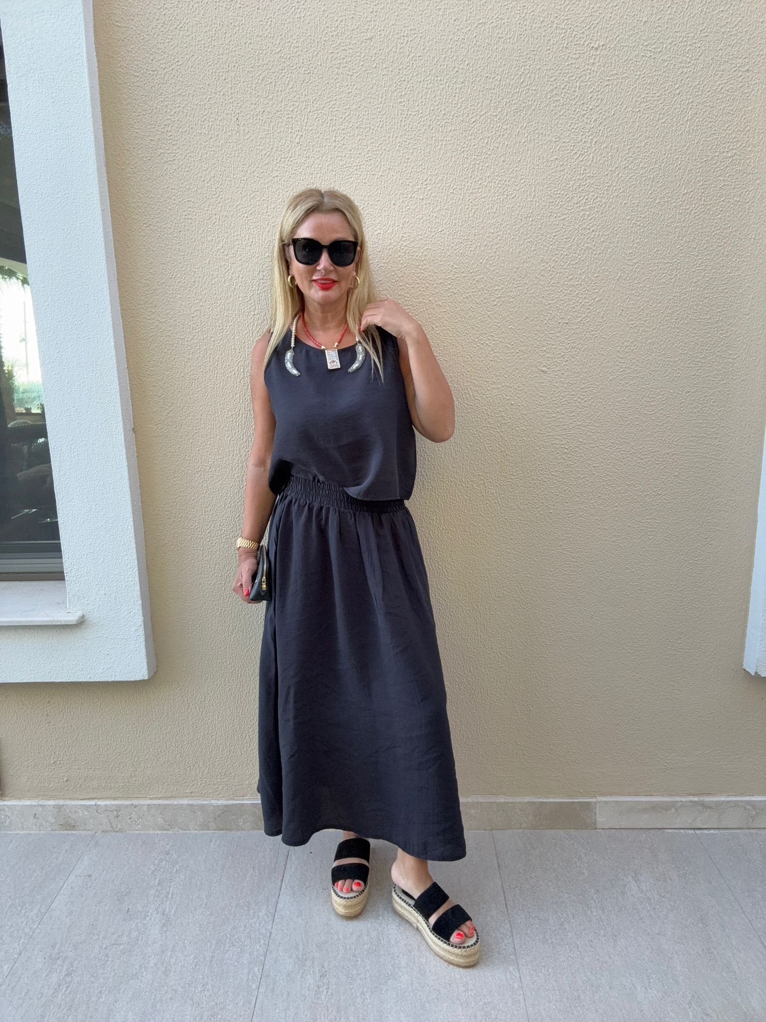 Lesdora Siyah Etekli Takım