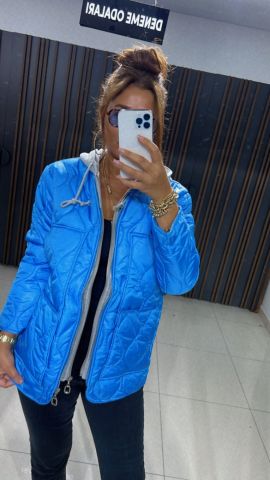 Yerta Mavi Mont
