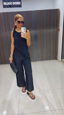 Yumi Siyah Takım
