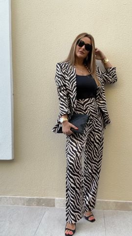 Elroy Siyah Takım