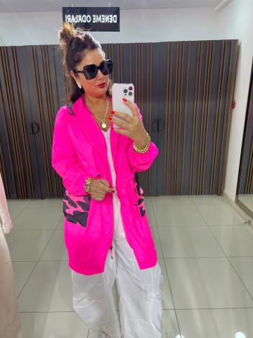 Jugle Pembe Yağmurluk