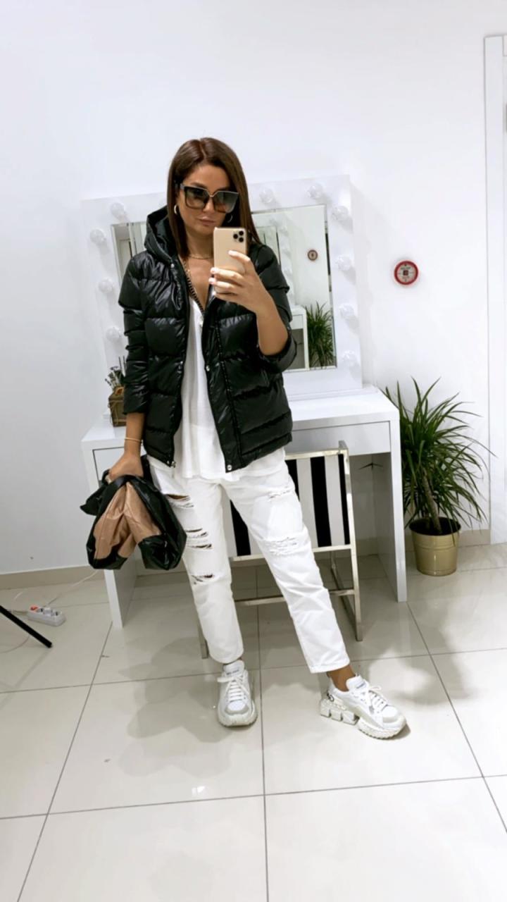Almira Siyah Mont