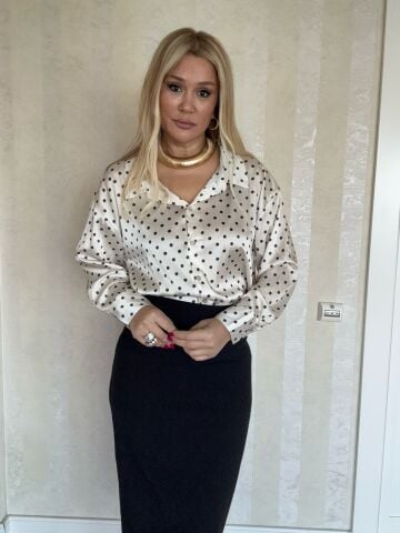 Mitta Siyah Puantiyeli Gömlek