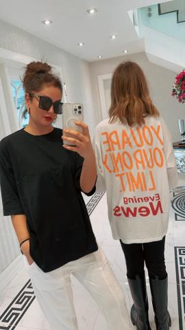 Sırt Yazılı Siyah T-shirt