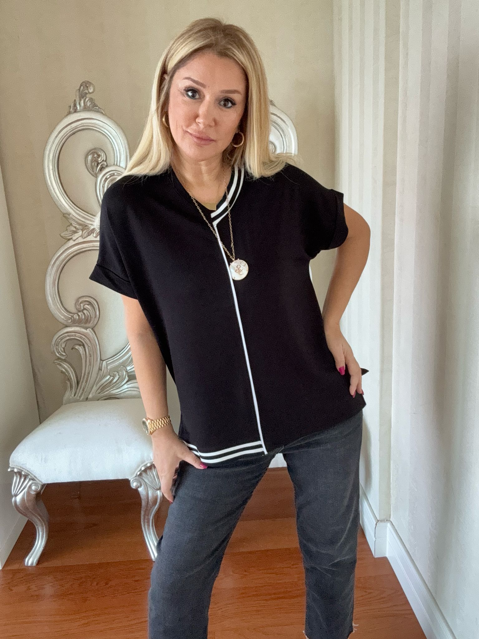 Elina Ribanalı V Yaka Siyah Bluz