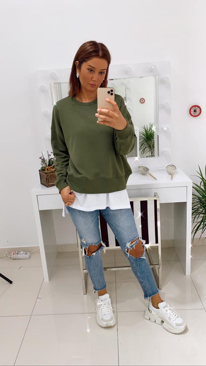 Alesya Haki Sweat