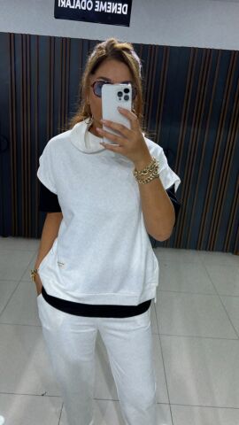 Sophie Ekru Takım