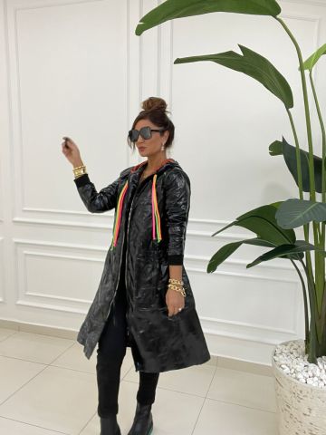 Anezka Siyah Yağmurluk