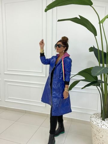 Anezka Saks Yağmurluk