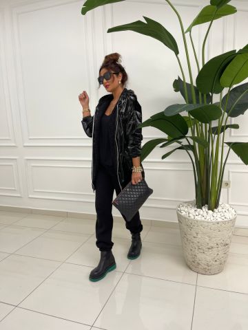 Mirka Siyah Mont