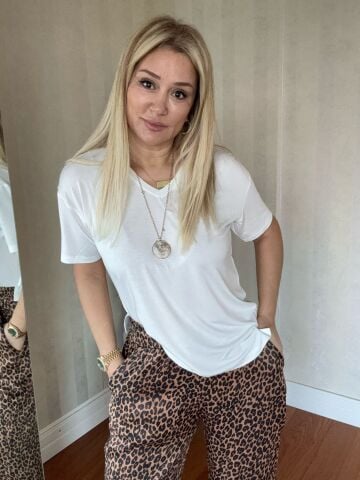 Lily Ekru T-shirt