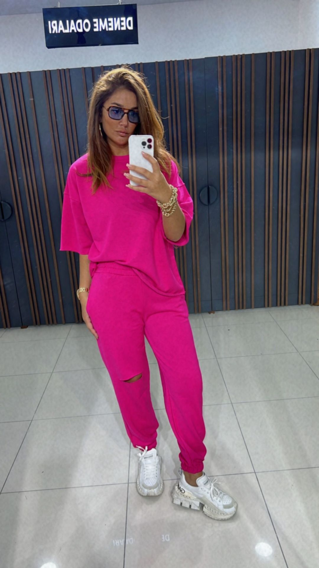 Trella Pembe Takım
